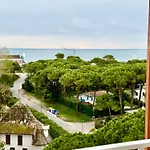 Apartmán With Stunning Sea View - Wi-fi, Free Parking, Large Terrace And Comfort *