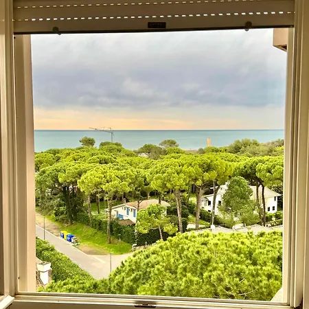 With Stunning Sea View - Wi-fi, Free Parking, Large Terrace And Comfort * Lignano Sabbiadoro