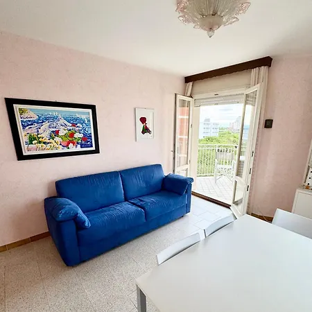 With Stunning Sea View - Wi-fi, Free Parking, Large Terrace And Comfort Appartamento Lignano Sabbiadoro
