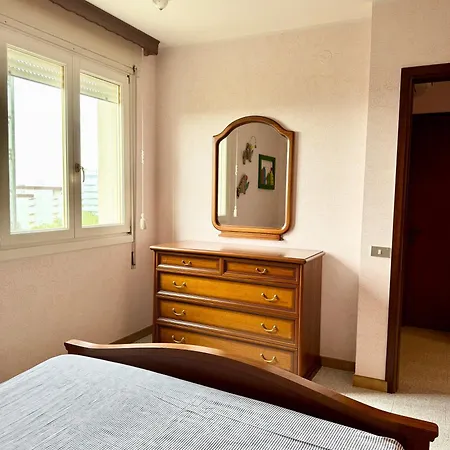 With Stunning Sea View - Wi-fi, Free Parking, Large Terrace And Comfort Apartment Lignano Sabbiadoro