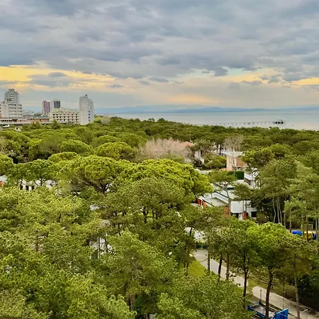 With Stunning Sea View - Wi-fi, Free Parking, Large Terrace And Comfort * Lignano Sabbiadoro
