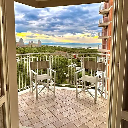 公寓 With Stunning Sea View - Wi-fi, Free Parking, Large Terrace And Comfort 利尼亚诺萨比亚多罗