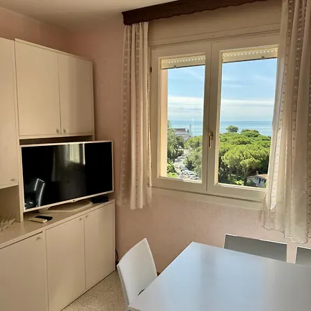 Apartment With Stunning Sea View - Wi-fi, Free Parking, Large Terrace And Comfort *
